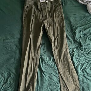 Good fellow & Co Olive Green Men's Chino Pants